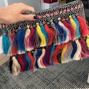 Intermix fringe clutch